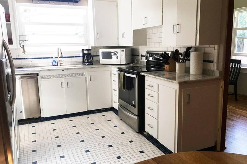 كولورادو سبرينغس Charming Remodeled Golf Course Area Home المظهر الخارجي الصورة