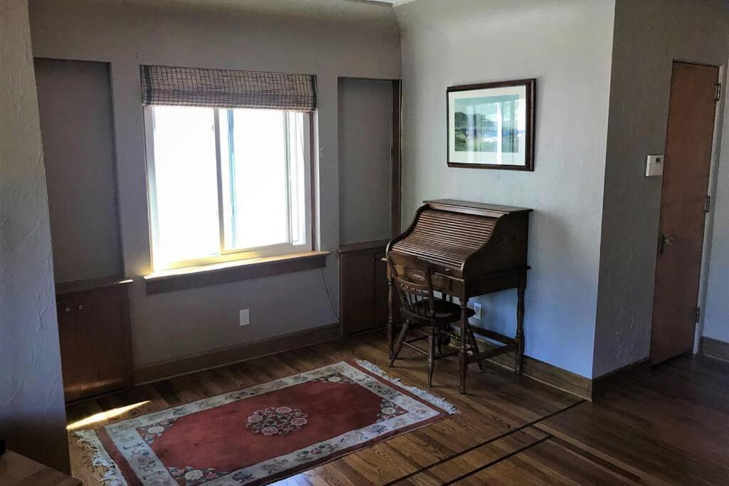 كولورادو سبرينغس Charming Remodeled Golf Course Area Home المظهر الخارجي الصورة