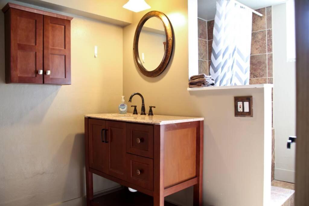 كولورادو سبرينغس Charming Remodeled Golf Course Area Home المظهر الخارجي الصورة